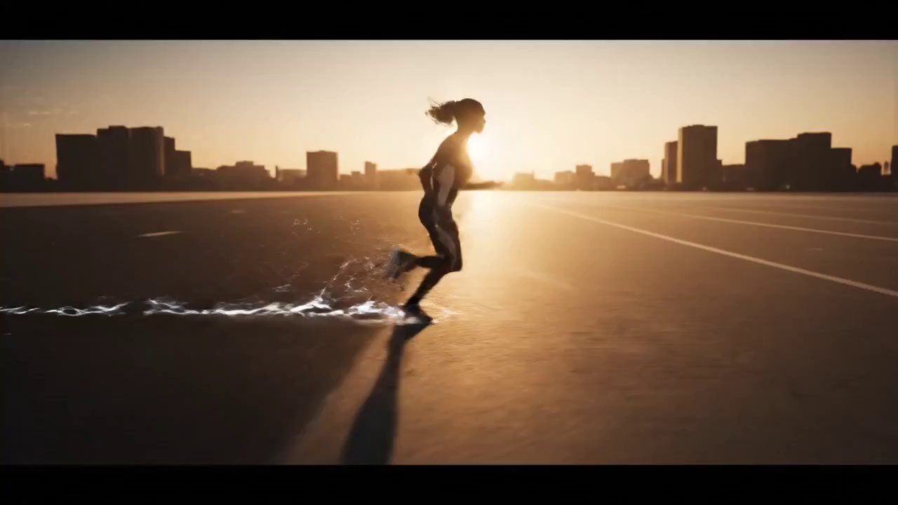 Dynamic Runner Ad: From Landscape to Product Reveal