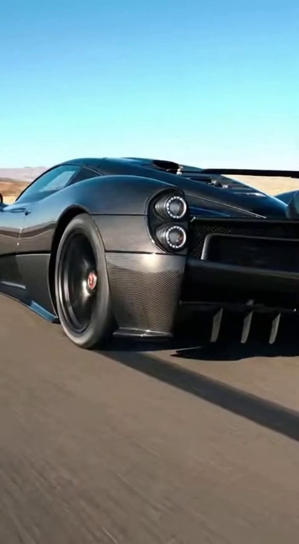 [Sora 2] « Vidéo hyper réaliste 4K composée de mini-plans courts de 1 à 1,5 seconde, pour un total d’environ ... - Veo 3 AI video prompt thumbnail