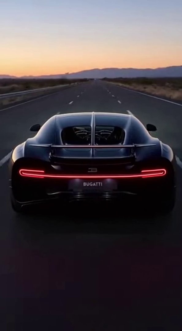 [Sora 2] Vidéo cinématographique ultra hyper réaliste d’une Bugatti Chiron noire, véhicule réel.

Caméra be... - Veo 3 AI video prompt thumbnail