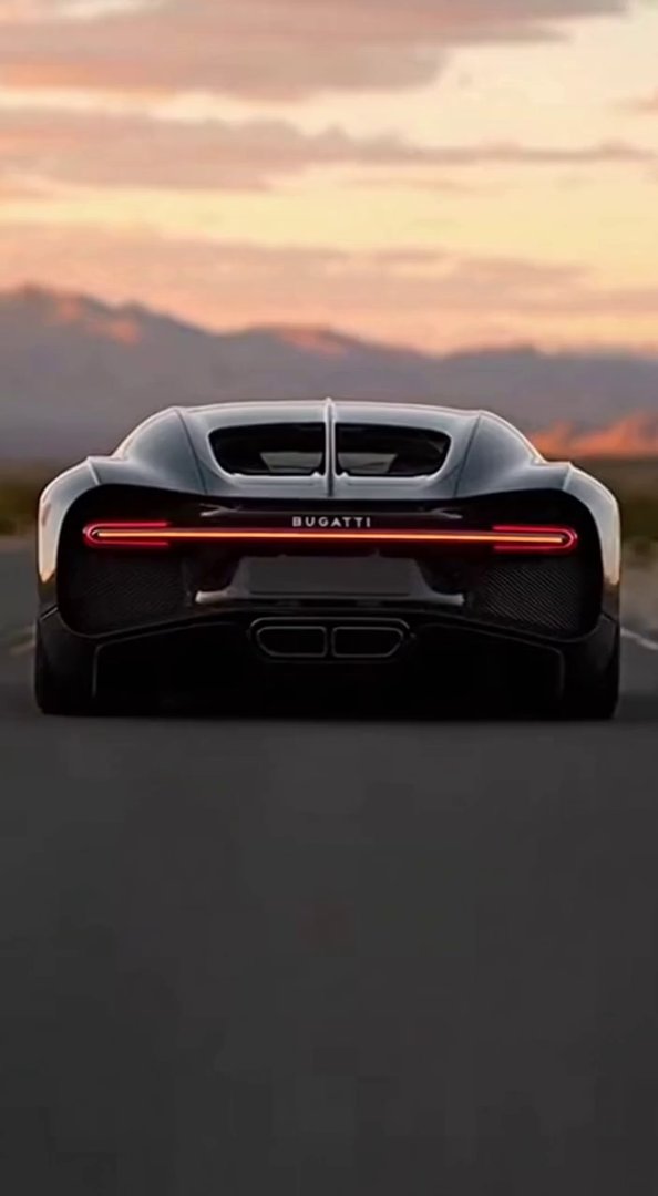 [Sora 2] Vidéo cinématographique ultra hyper réaliste d’une Bugatti Chiron noire, véhicule réel.

Caméra be... - Veo 3 AI video prompt thumbnail