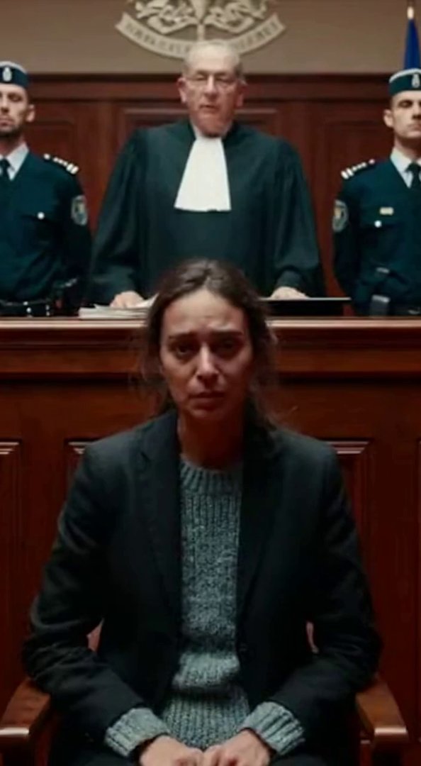 [Sora 2] Scène de tribunal français cinématographique et dramatique.

Plan large unique, caméra fixe, ambia... - Veo 3 AI video prompt thumbnail