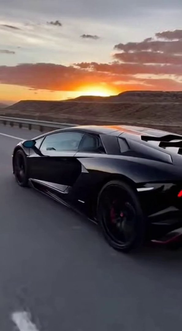 [Sora 2] Vidéo ultra réaliste, cinématique, format vertical (9:16), durée 8 à 12 secondes.
Qualité cinéma, r...