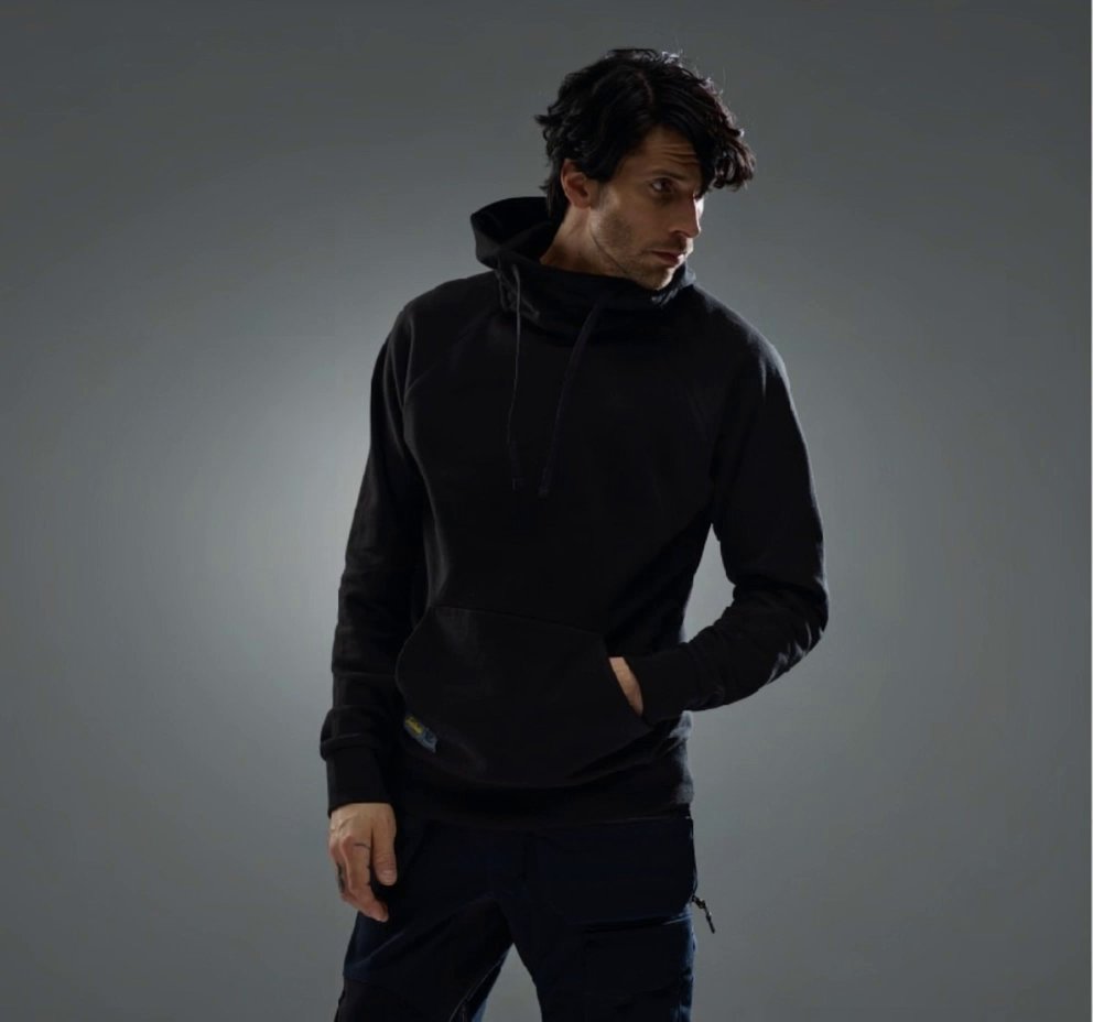 [Kling V3 Turbo Image to Video] Create a premium cinematic workwear fashion video from the provided original Snickers Workwear CutWaste™ image. FORMAT: Square 1:1, optimized for LinkedIn. Dura - AI video prompt thumbnail